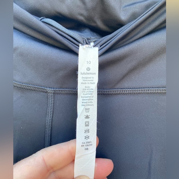 LULULEMON Leggings. Size 10 - Picture 3 of 9